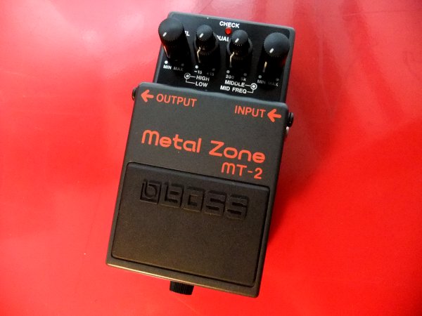 Boss MT-2 MetalZone