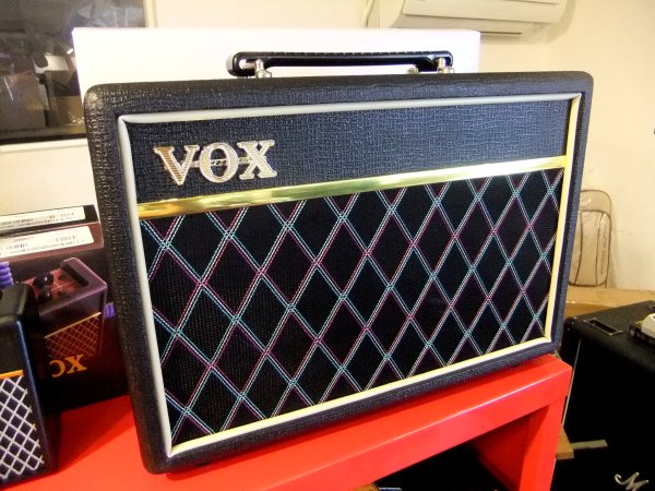 新製品/Amplifier VOX Pathfinder Bass 10 [SA017]
